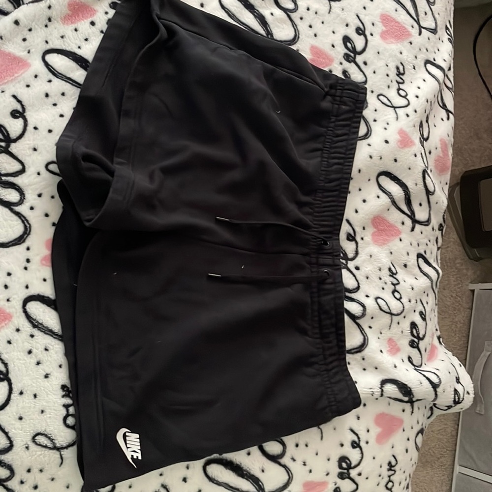 black nike shorts